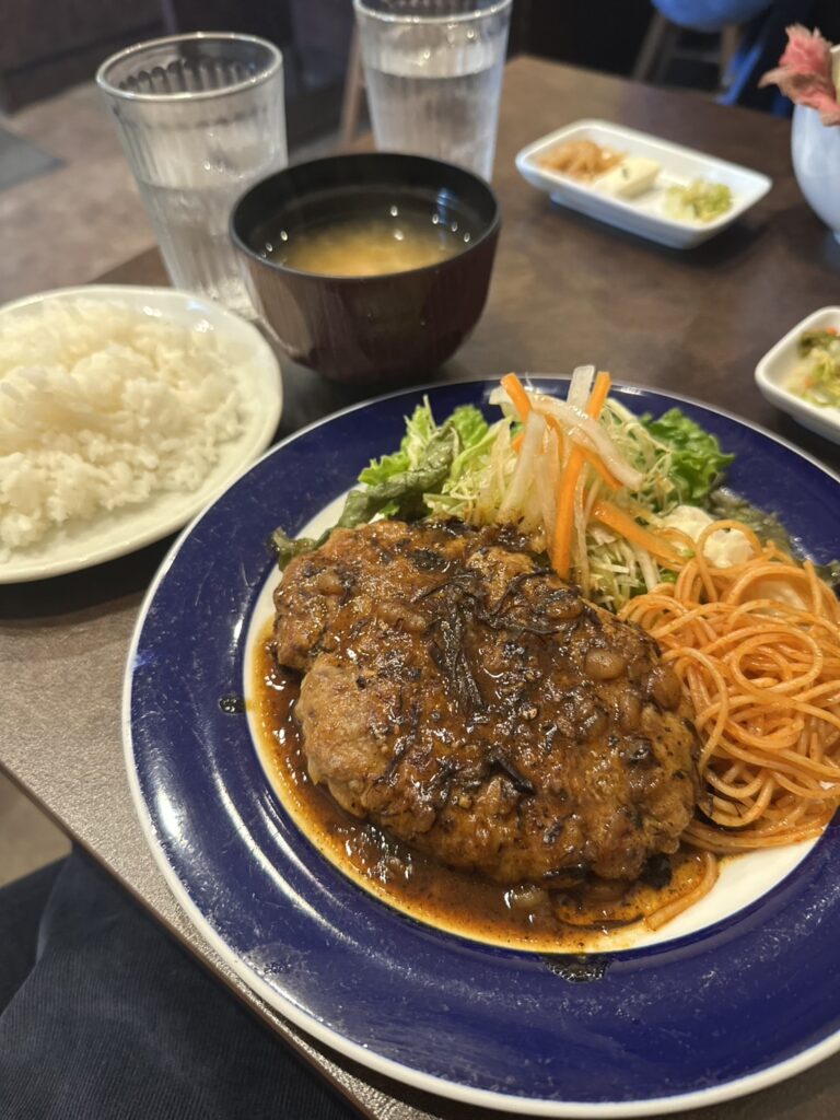 武蔵小山のがぶのハンバーグ