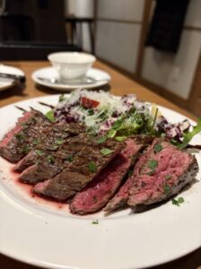 武蔵小山のイタリアン「GOLDEN CHIME」のステーキ