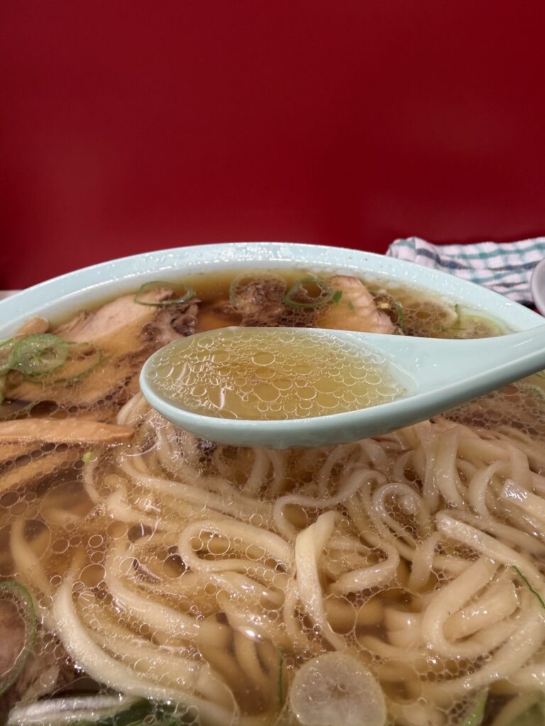 なぎちゃんラーメン武蔵小山店のスープ