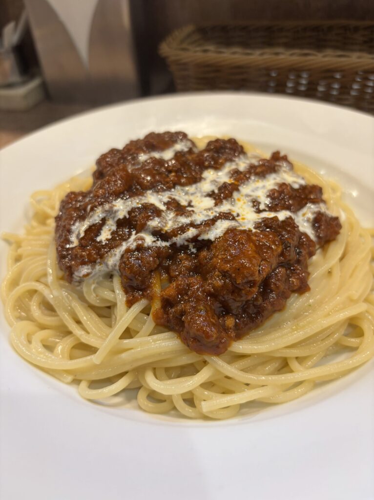 武蔵小山のとすかーなのミートソースパスタ