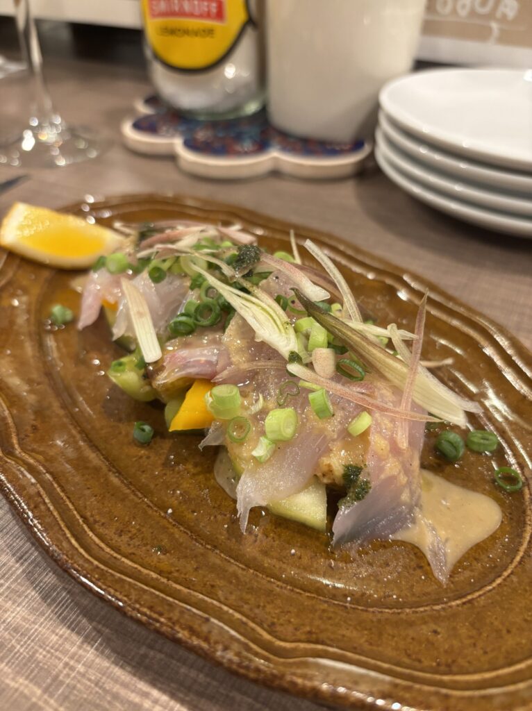 武蔵小山のキッチンリブスの天然スズキのカルパッチョ