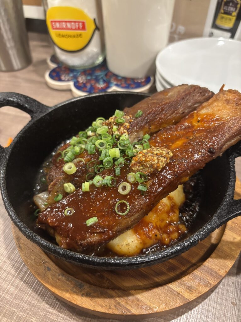 武蔵小山のキッチンリブスのスペアリブ